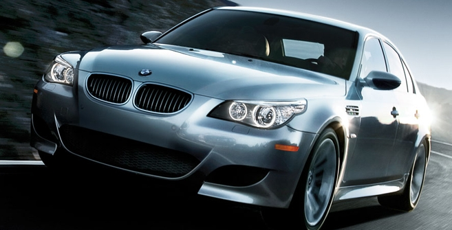 2010 BMW M5 WALLPAPERS
